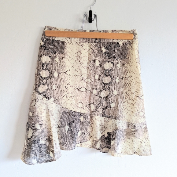 Nastygal Slither Away Skirt NWT - Picture 4 of 5